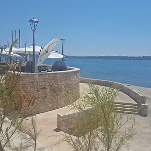 Jessica Novigrad Istria